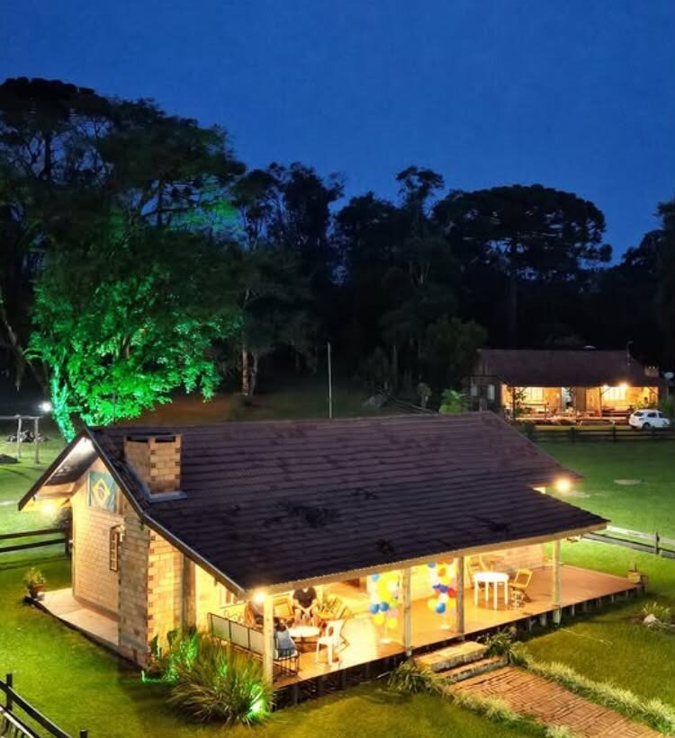 Três Barras – Camping Fogo de Chão